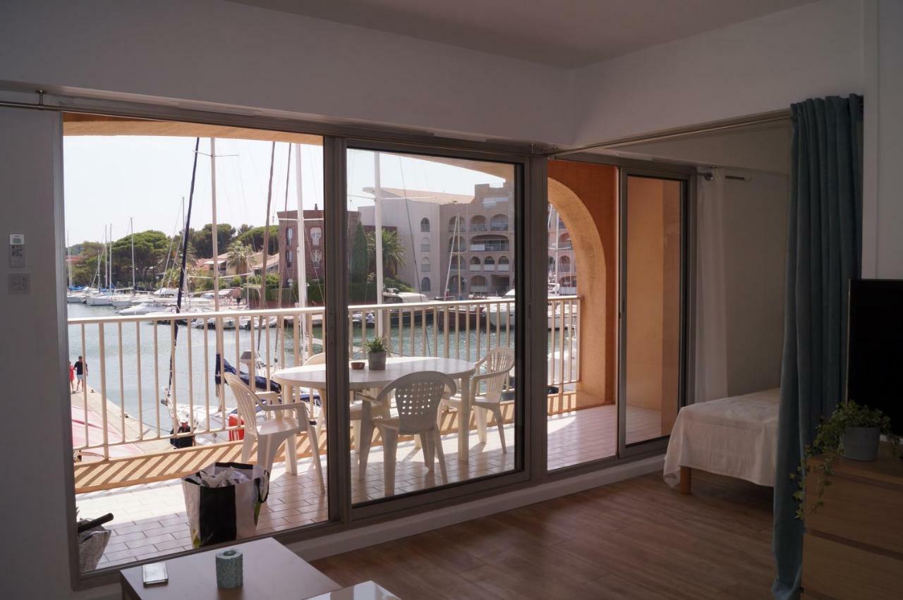 Port La Gavine Vue Mer Hyères Exteriör bild